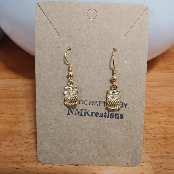 4/$25 GOLD COLOR OWL EARRINGS- NEW - Picture 1 of 1